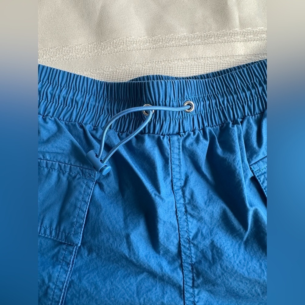 BP Vibrant Blue Women's Cargo Shorts - Picture 10 of 13